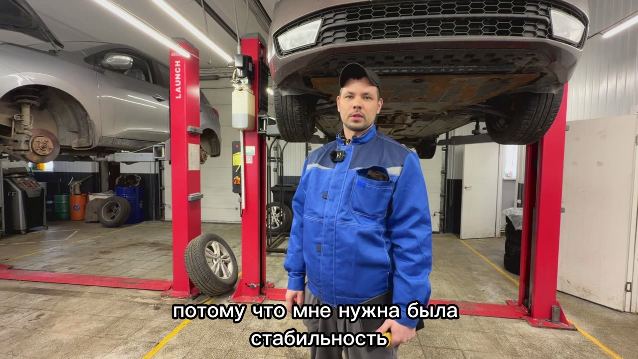 Кадр из видеоотзыва механика